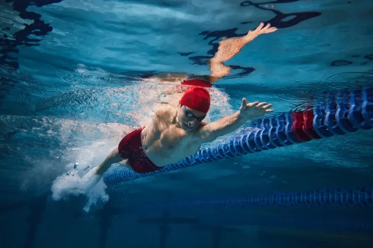 Prueba de natación Guardia Civil: tiempos, reglas y preparación
